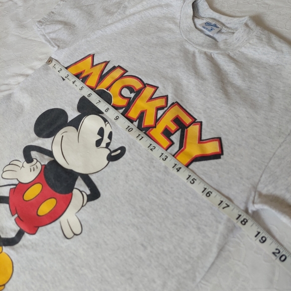 VelvaSheen Mickey t-shirt - Picture 4 of 6